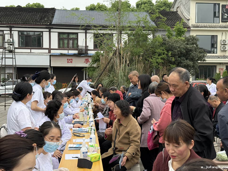 1746513968578048274.png 1745741917283086777.png